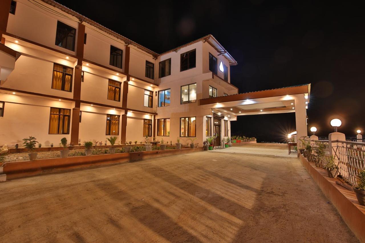 Hotel Amritara The Avadh Badrinath Exterior foto