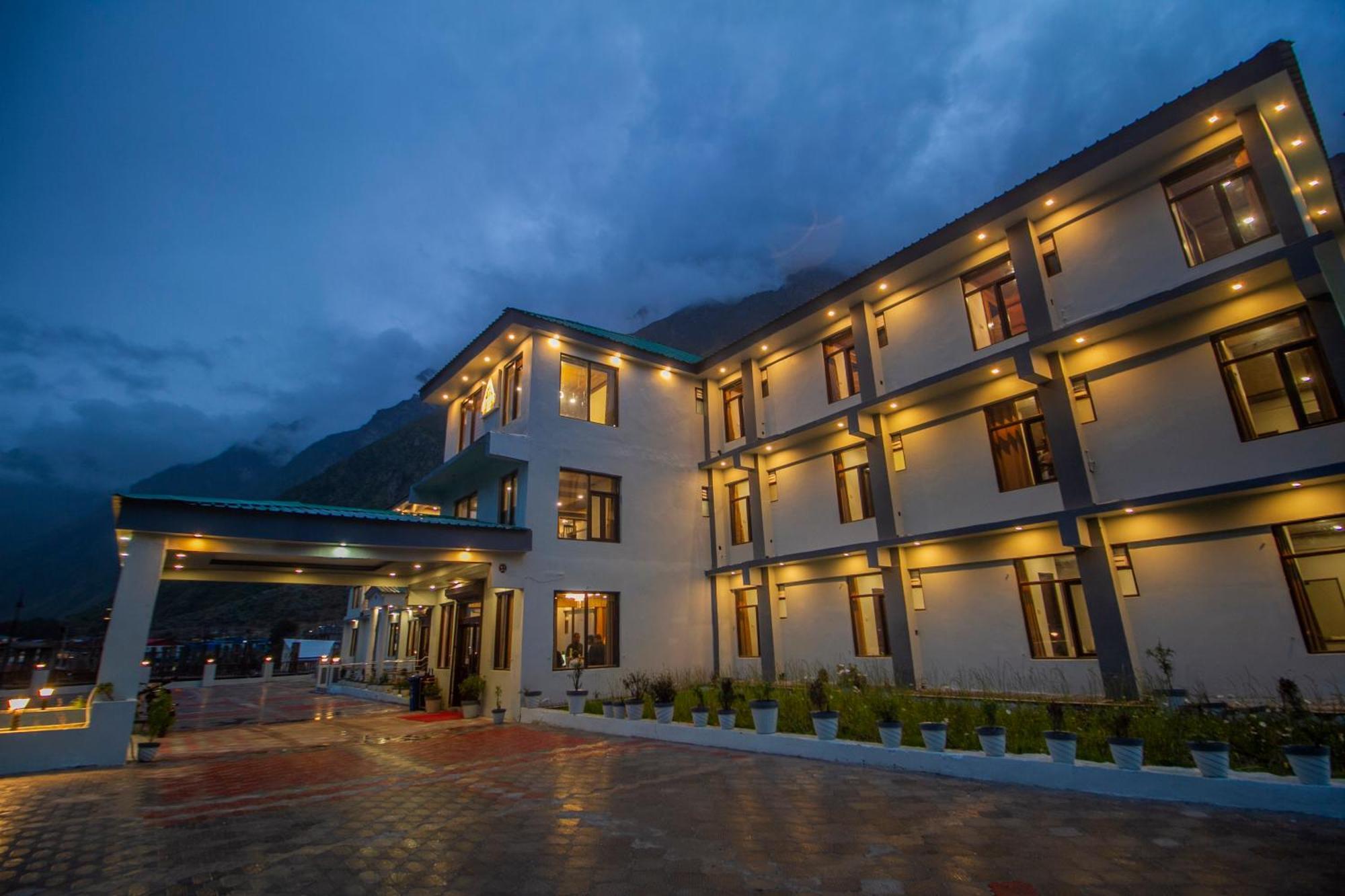 Hotel Amritara The Avadh Badrinath Exterior foto